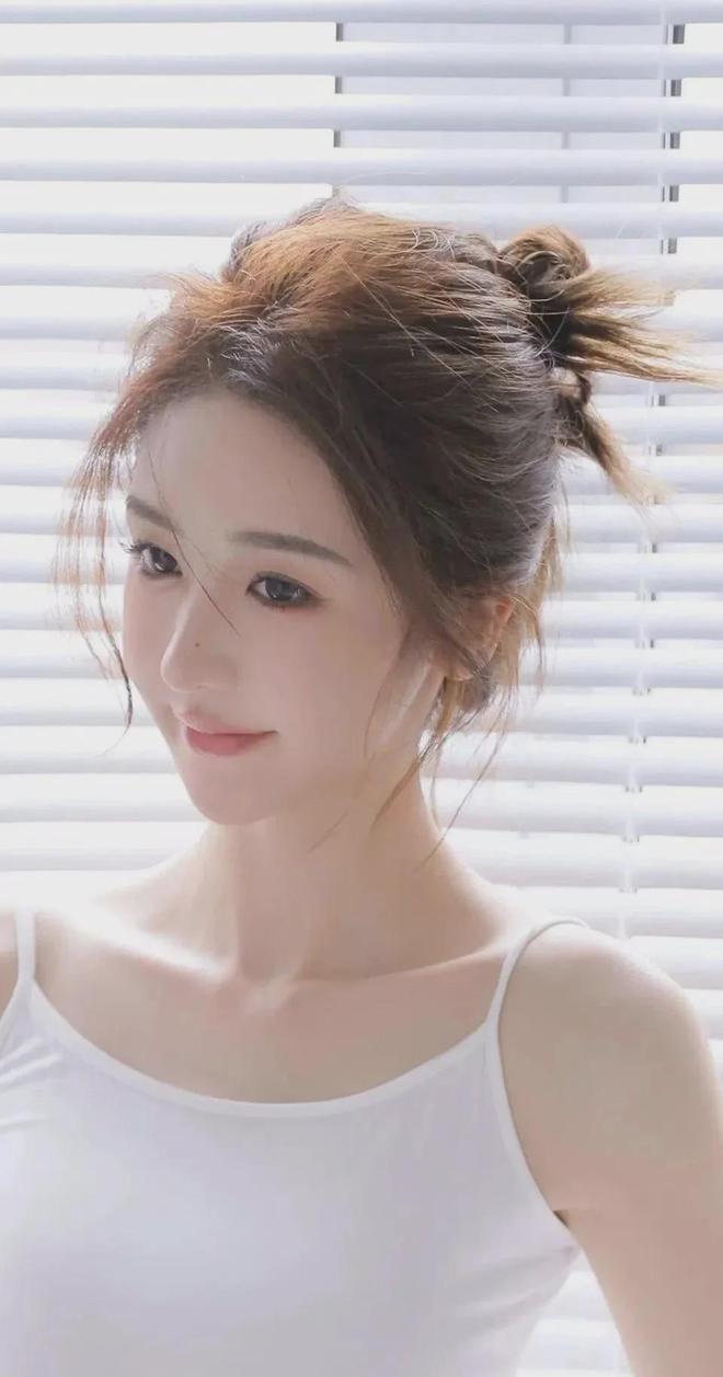 彩虹网页登录入口V2024蘑菇tv